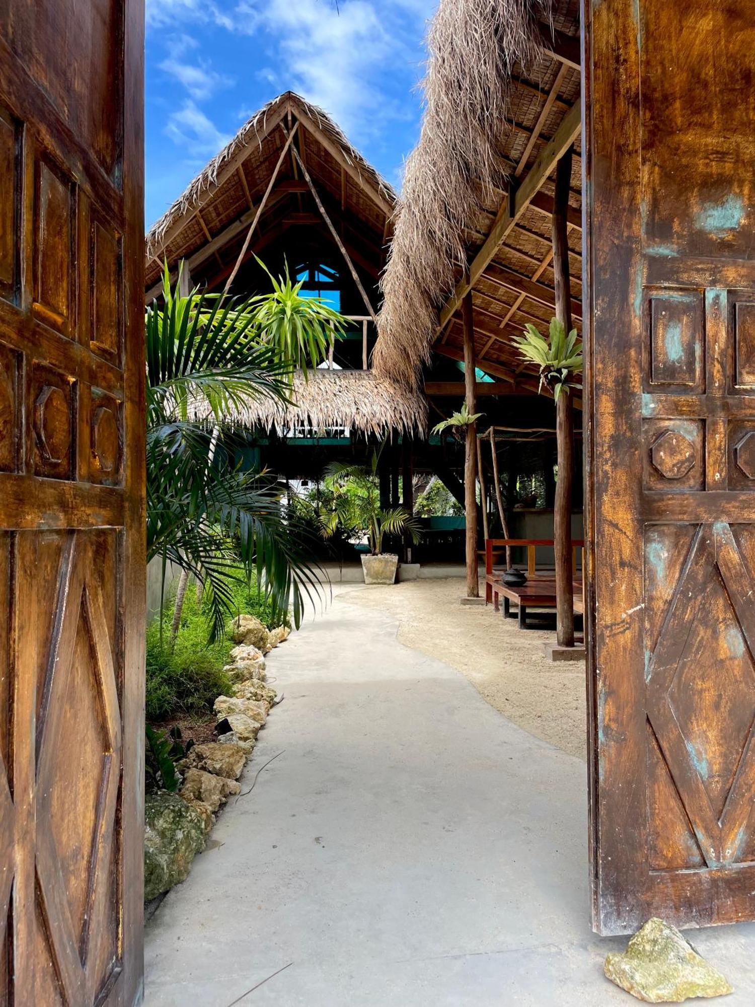 ホテル La Boheme Boutique Glamping ゼネラル・ルナ エクステリア 写真
